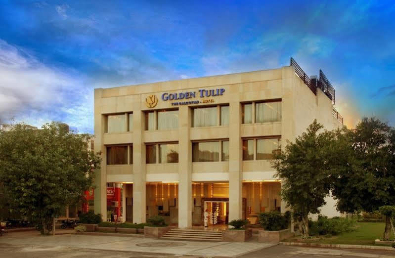 The Galgotias Hotel Gurugram Gurgaon Extérieur photo